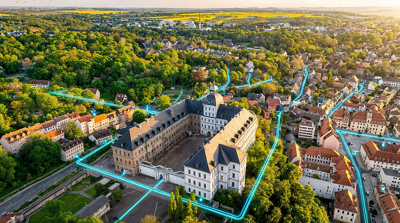 Schloss Neu-Augustusburg und Weißenfelser Innenstadt mit eingezeichneten Versorgungsleitungen
